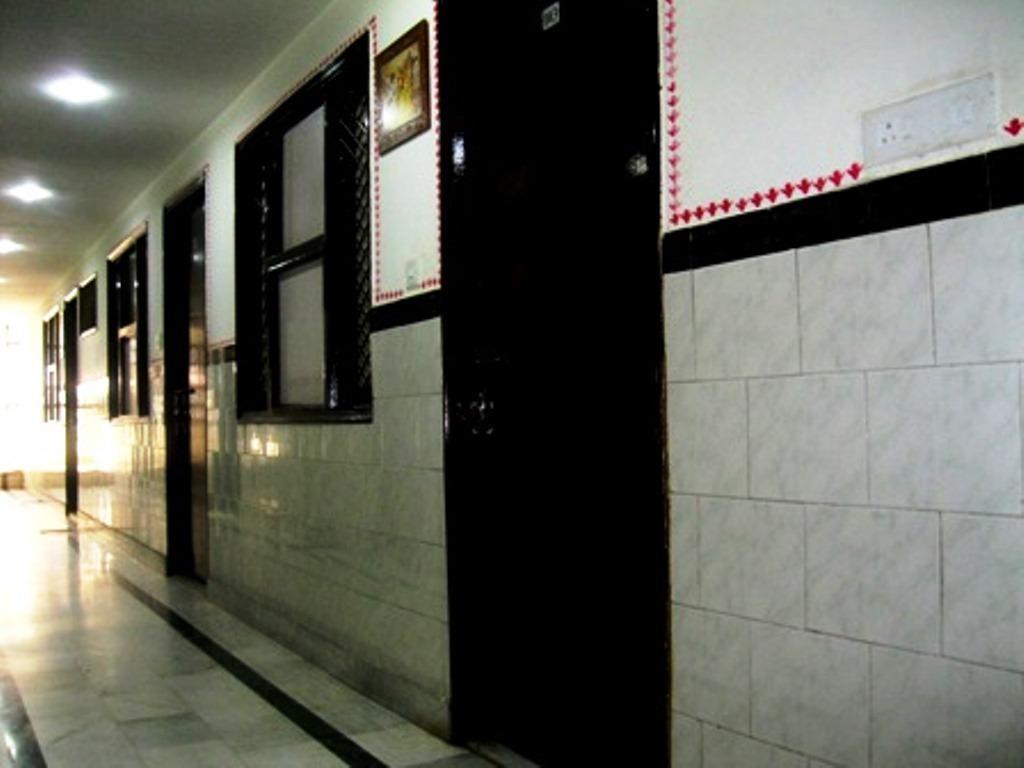 Hotel Ajay International Agra  Exteriör bild